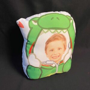 Gối in hình chibi theo yêu cầu