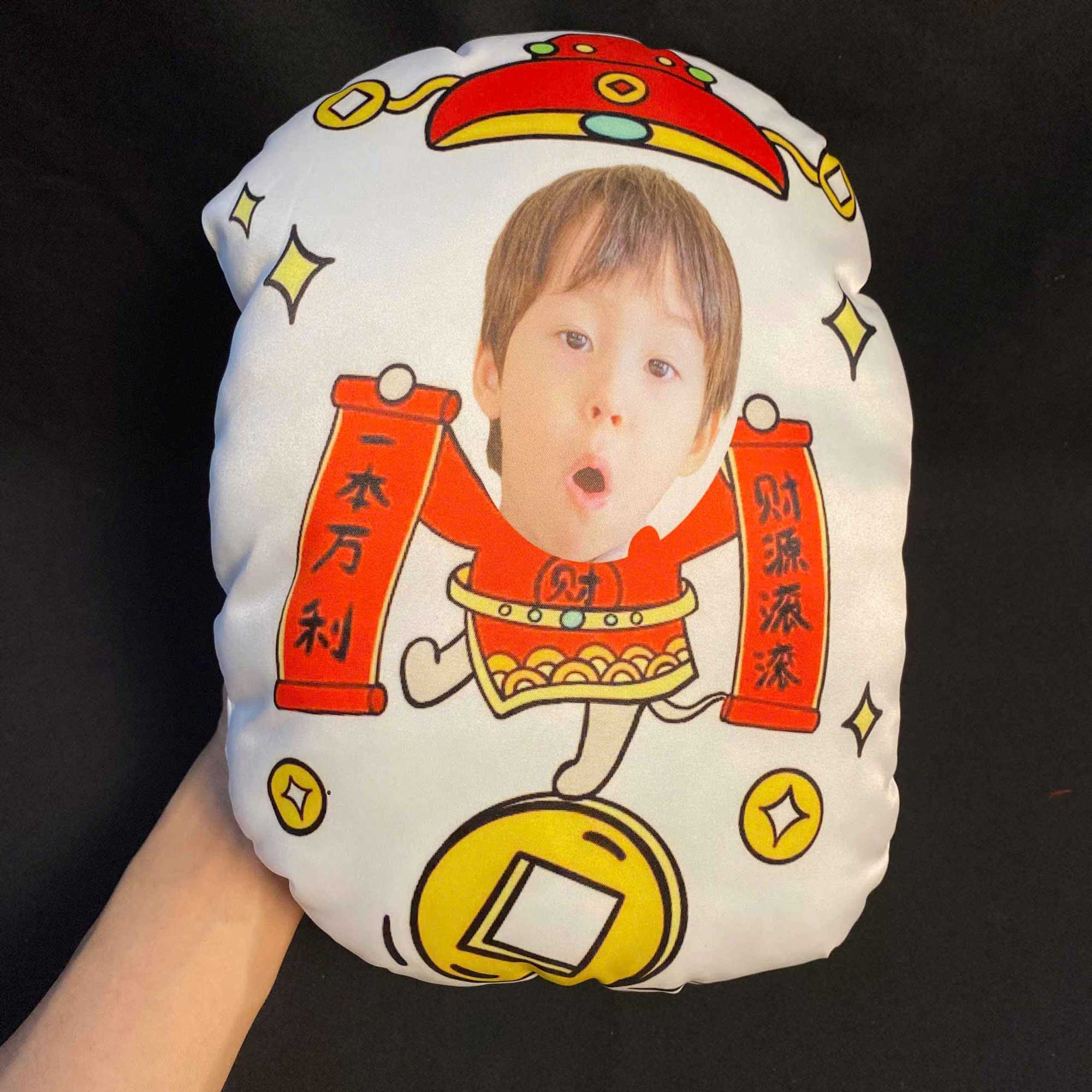 Gối chibi thần tài ghép mặt